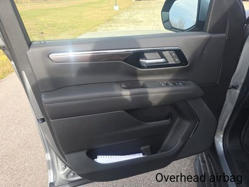 New 2026 Chevrolet Suburban LS image 24