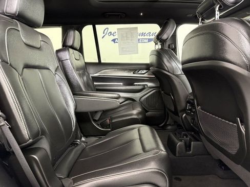 Used 2024 Jeep Grand Cherokee L Limited w/ Luxury Tech Group II image 22