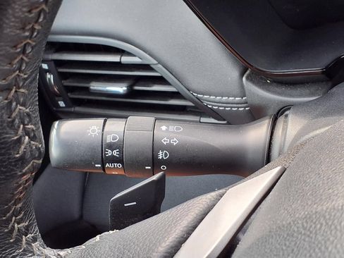 Used 2020 Subaru Outback Premium AWD/4WD image 21