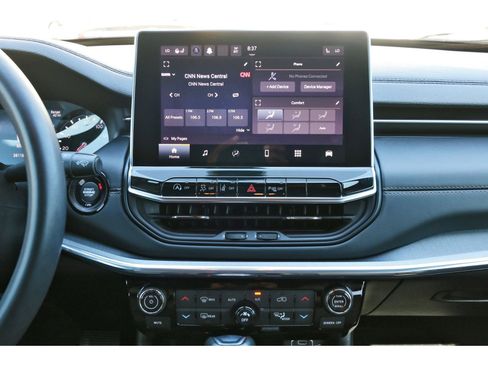 Used 2023 Jeep Compass Limited image 25