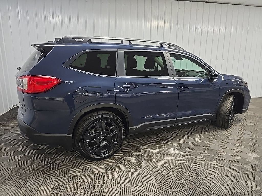 Used 2025 Subaru Ascent Bronze Edition AWD/4WD image 3