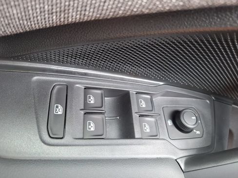 New 2026 Volkswagen Tiguan S FWD image 19