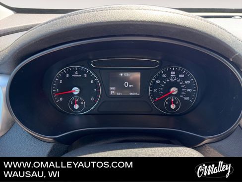 Used 2019 Kia Sorento AWD V6 image 15