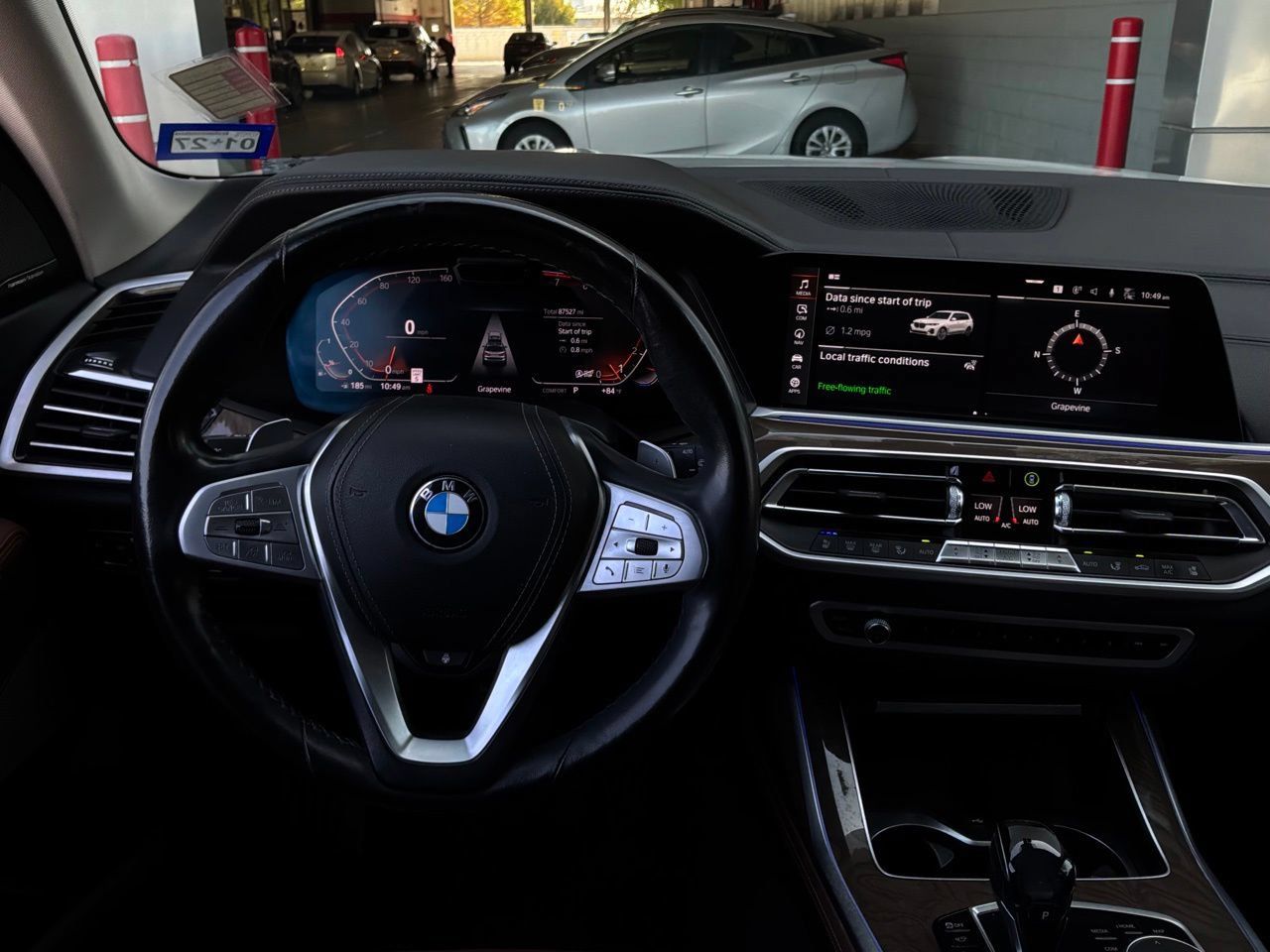 Used 2020 BMW X7 xDrive40i w/ Premium Package AWD/4WD image 26
