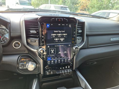 Used 2021 RAM 1500 Laramie AWD/4WD image 25