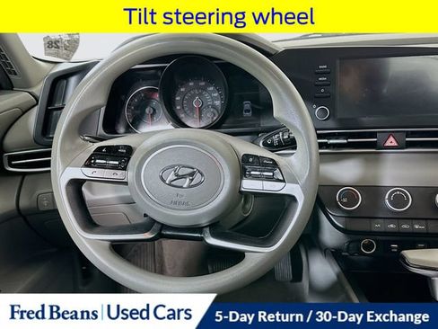 Used 2023 Hyundai Elantra SE FWD image 24