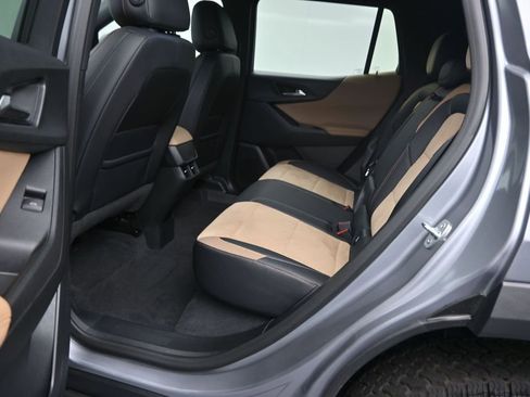 Used 2026 Chevrolet Equinox ACTIV FWD image 15