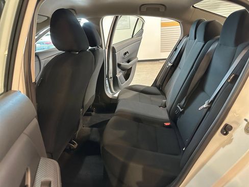 Used 2025 Nissan Sentra S FWD image 24