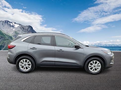 Certified 2023 Ford Escape Active image 7