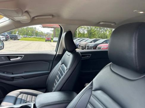 Used 2024 Ford Edge SEL image 12