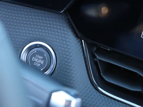 New 2026 Chevrolet Equinox RS image 24