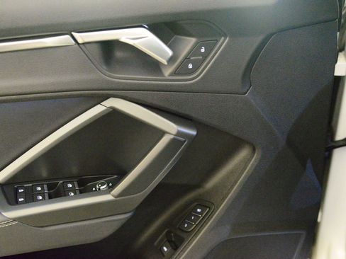 Certified 2023 Audi Q3 2.0T Premium w/ Black Optic Sport Package image 9