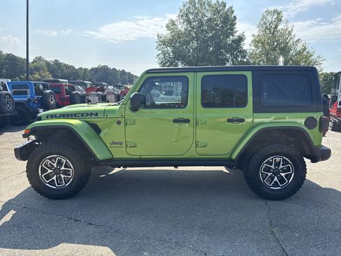 New 2025 Jeep Wrangler Unlimited Rubicon w/ Steel Bumper Group AWD/4WD image 4
