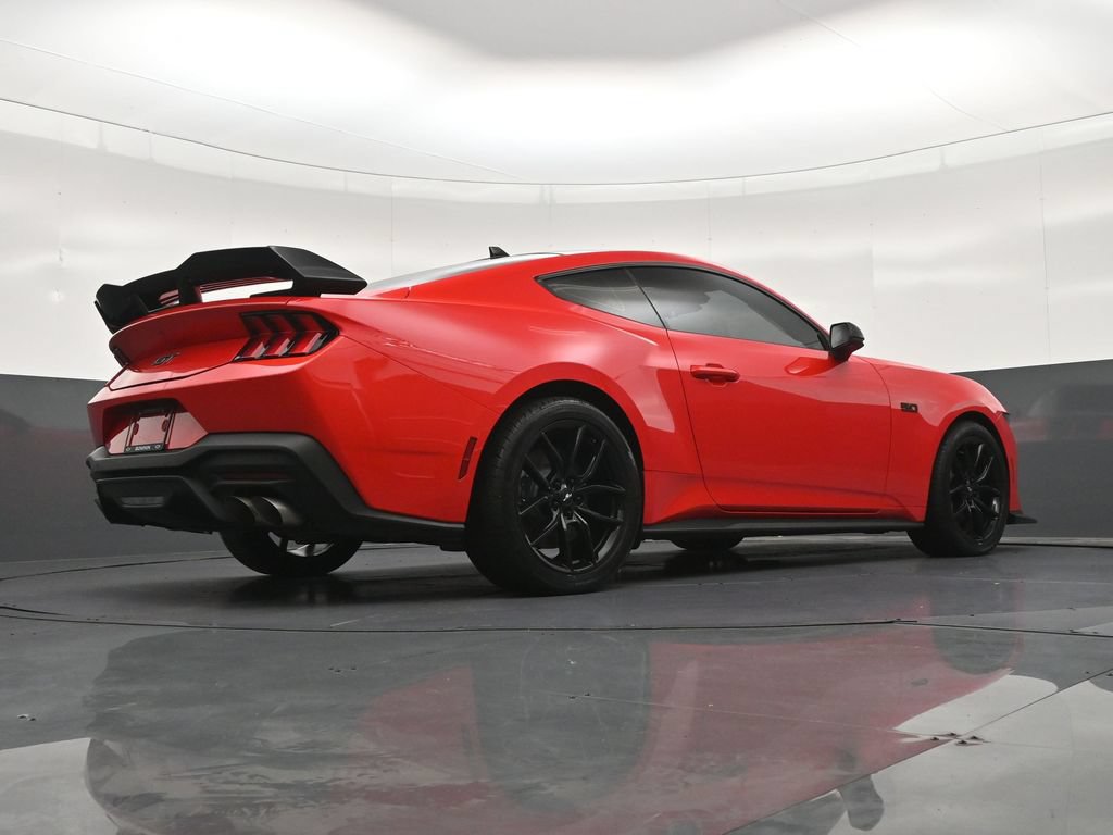 Used 2025 Ford Mustang GT Premium RWD image 28
