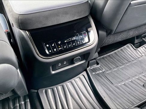 Certified 2026 INFINITI QX80 4WD image 34