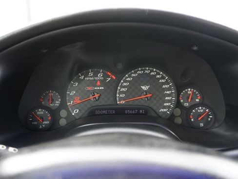 Used 2002 Chevrolet Corvette Z06 w/ Memory Pkg image 15