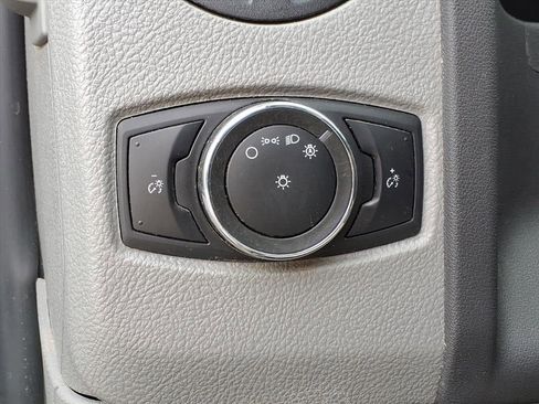 Used 2021 Ford E-350 and Econoline 350 Super Duty w/ Power Windows & Locks Group image 20