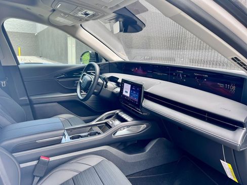 New 2026 Lincoln Nautilus Reserve w/ Jet Appearance Package AWD/4WD image 19