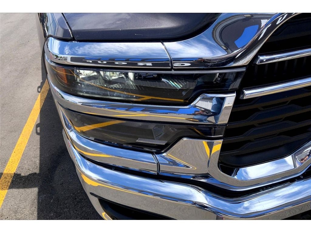 Used 2025 RAM 3500 Big Horn AWD/4WD image 28