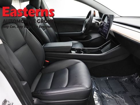 Used 2020 Tesla Model 3 Long Range image 18