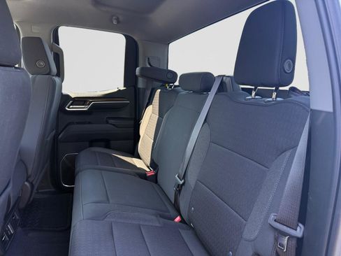 Used 2023 Chevrolet Silverado 1500 LT AWD/4WD image 13