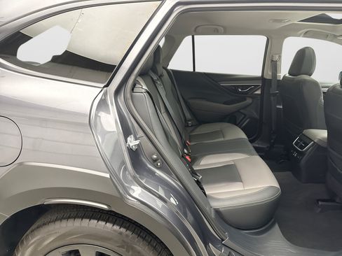 Used 2024 Subaru Outback Onyx Edition XT AWD/4WD image 19