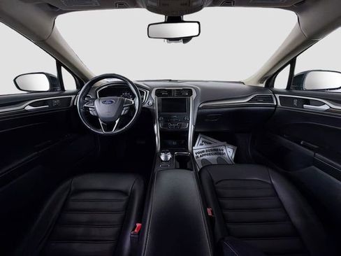 Used 2020 Ford Fusion SEL image 9