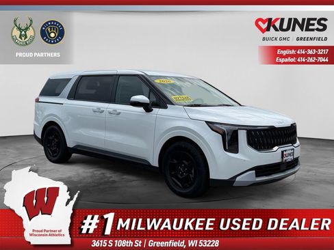 Used 2026 Kia Carnival FWD image 1