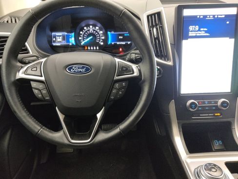 Used 2024 Ford Edge SEL image 22