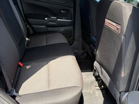 Used 2018 Mitsubishi Outlander Sport ES FWD image 14