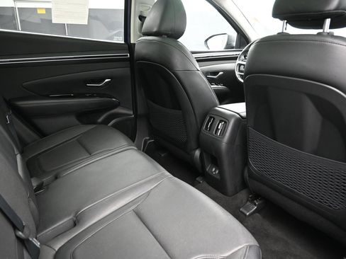 Used 2023 Hyundai Tucson Limited AWD/4WD image 24