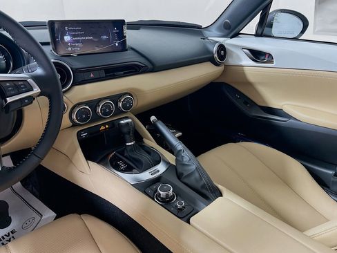 New 2026 MAZDA MX-5 Miata RF Grand Touring w/ Weather Package RWD image 19