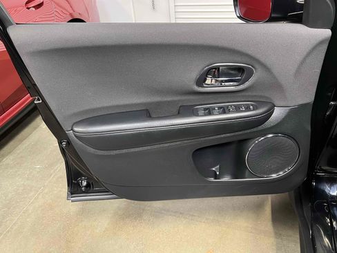 Used 2019 Honda HR-V EX image 80