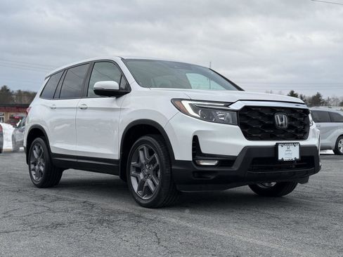 Certified 2023 Honda Passport EX-L image 3