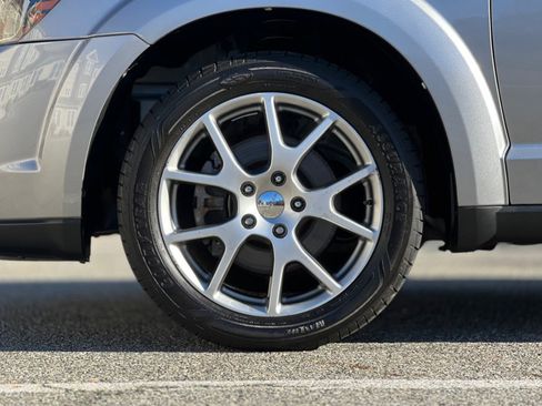 Used 2017 Dodge Journey GT w/ Driver Convenience Group image 39