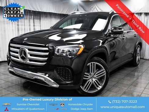 Used 2025 Mercedes-Benz GLS 450 4MATIC image 1