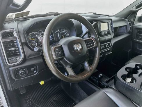 Used 2022 RAM 2500 Tradesman w/ Chrome Appearance Group AWD/4WD image 29
