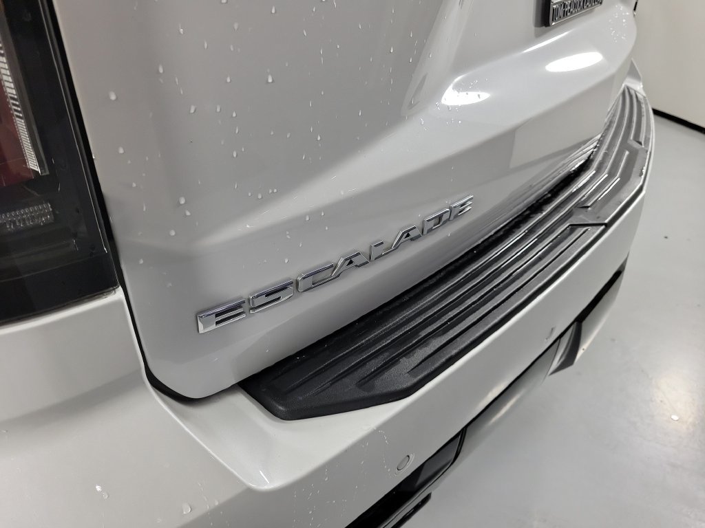 Certified 2025 Cadillac Escalade Sport w/ Touring Package AWD/4WD image 7