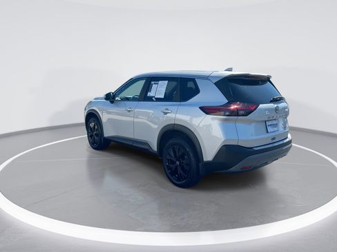 Used 2023 Nissan Rogue SV AWD/4WD image 7