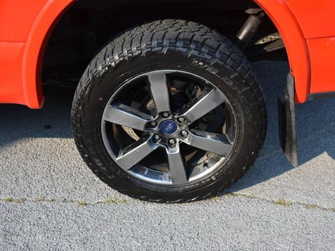 Used 2017 Ford F150 XLT w/ Equipment Group 302A Luxury AWD/4WD image 28