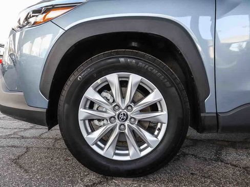 Used 2024 Toyota Corolla Cross LE w/ Moonroof Package image 11