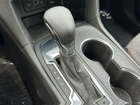 Used 2022 Chevrolet Equinox LT FWD image 16