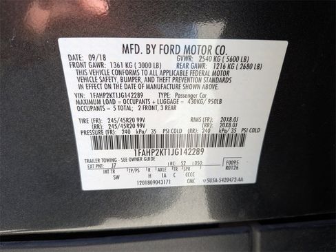 Used 2018 Ford Taurus SHO w/ Driver Assist Package image 32