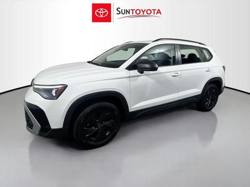 Used 2025 Volkswagen Taos S FWD image 9
