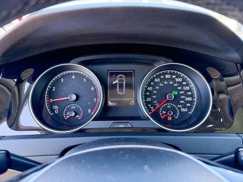 Used 2018 Volkswagen Golf SEL image 15