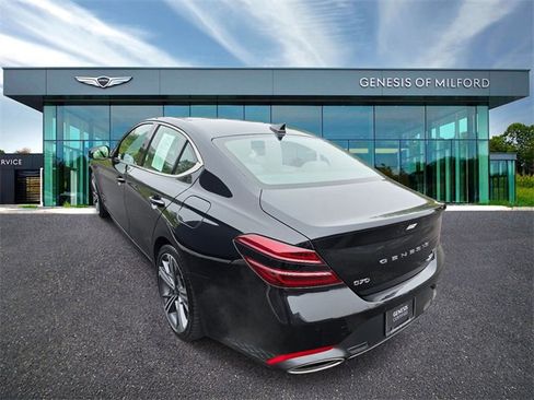 Used 2025 Genesis G70 3.3T Advanced image 8