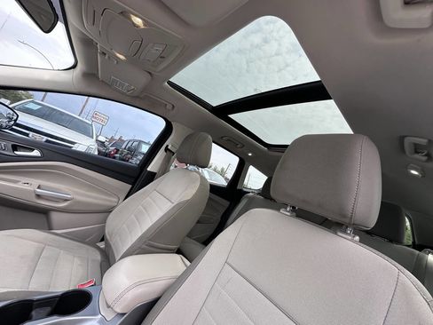 Used 2015 Ford Escape SE w/ Equipment Group 201A image 23