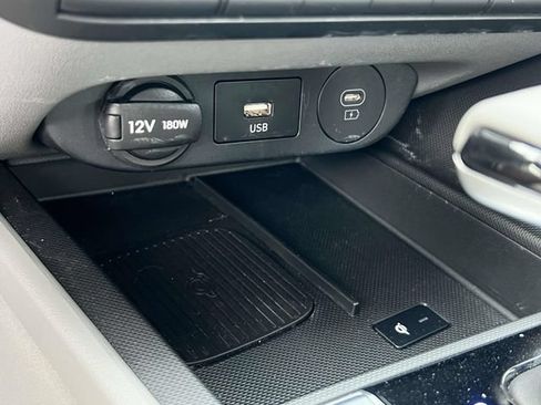 Certified 2026 Hyundai Elantra SEL Sport Premium FWD image 33