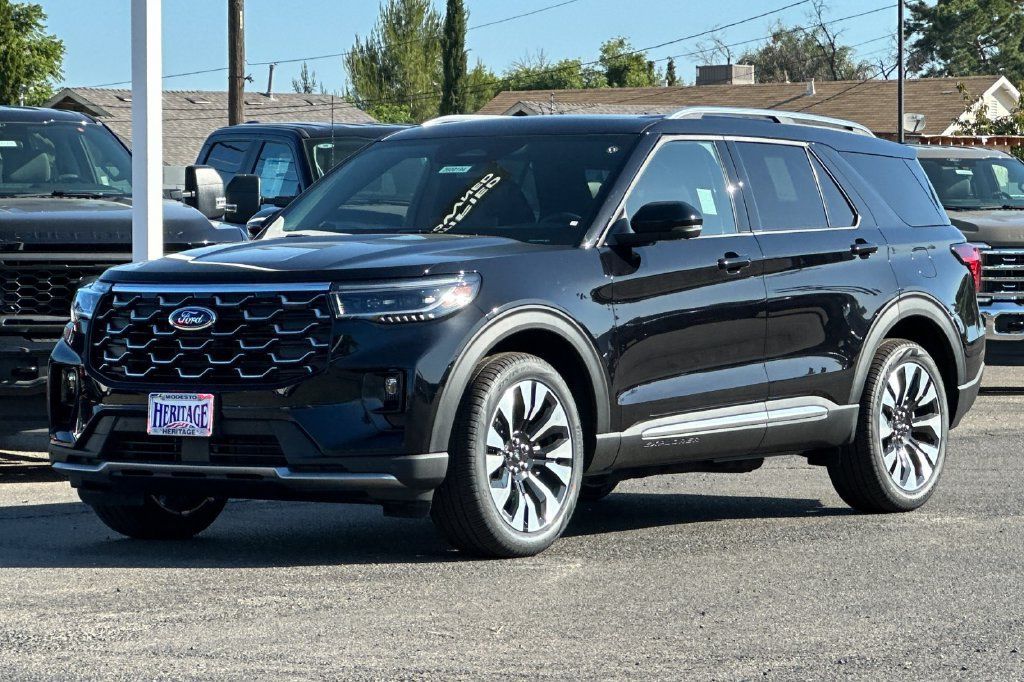 New 2026 Ford Explorer Platinum w/ LUX Leather Package AWD/4WD image 8