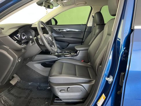Used 2023 Buick Envision Essence AWD/4WD image 12